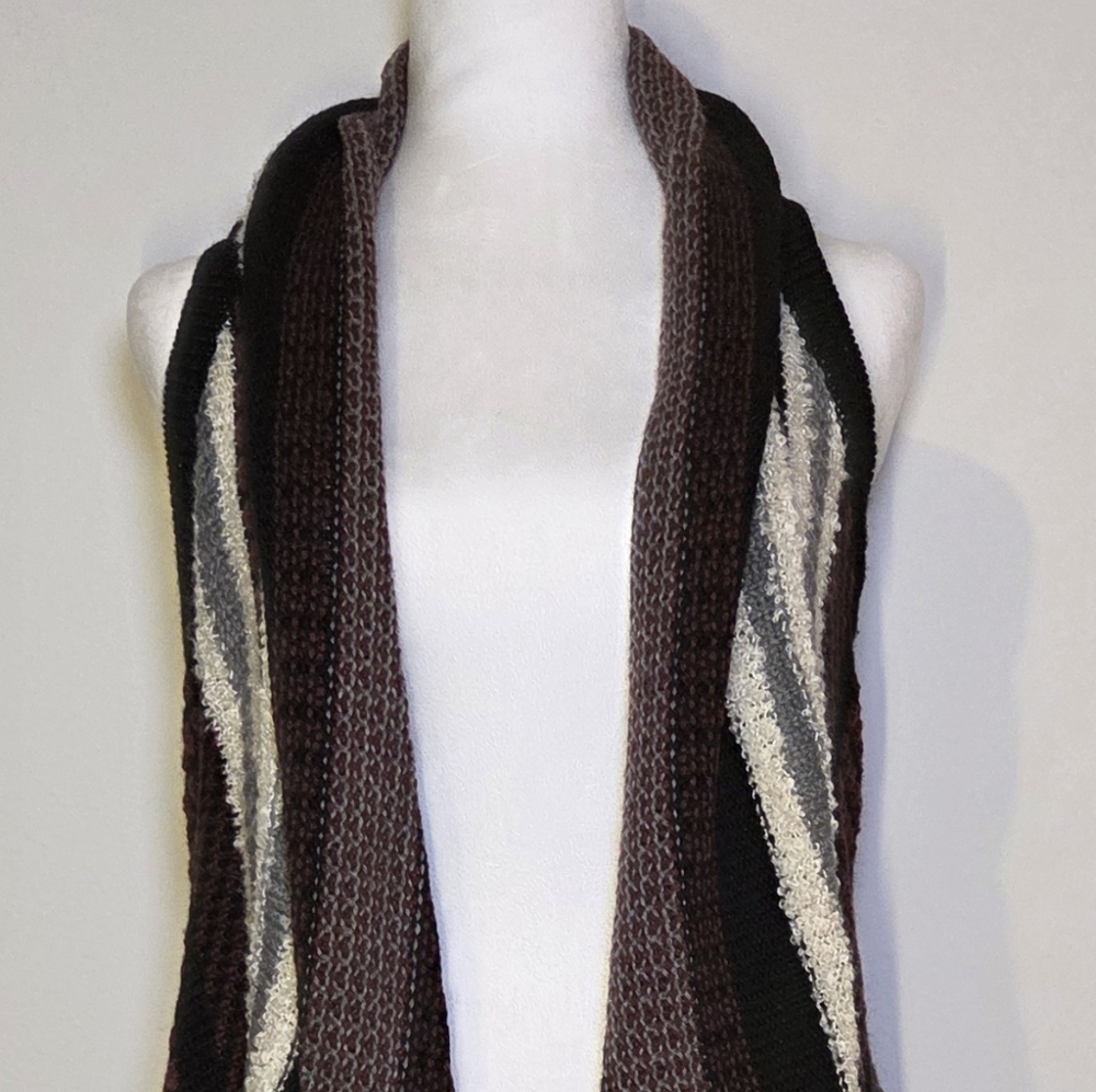 Elegant Multicolor Women's Sweater Vest - Picture 3 of 7